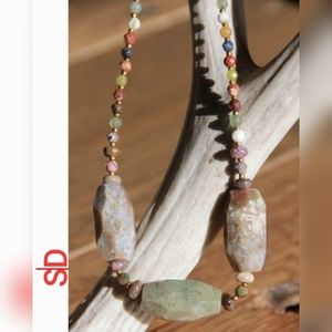 Serpentine and Multi-Agate necklace